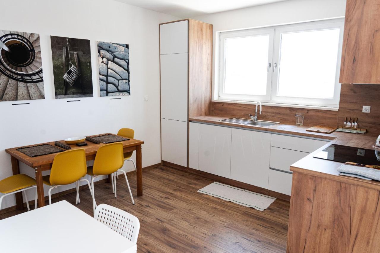 Station 22 - Brand New Apartment With A Terrace And Private Parking Вир Экстерьер фото